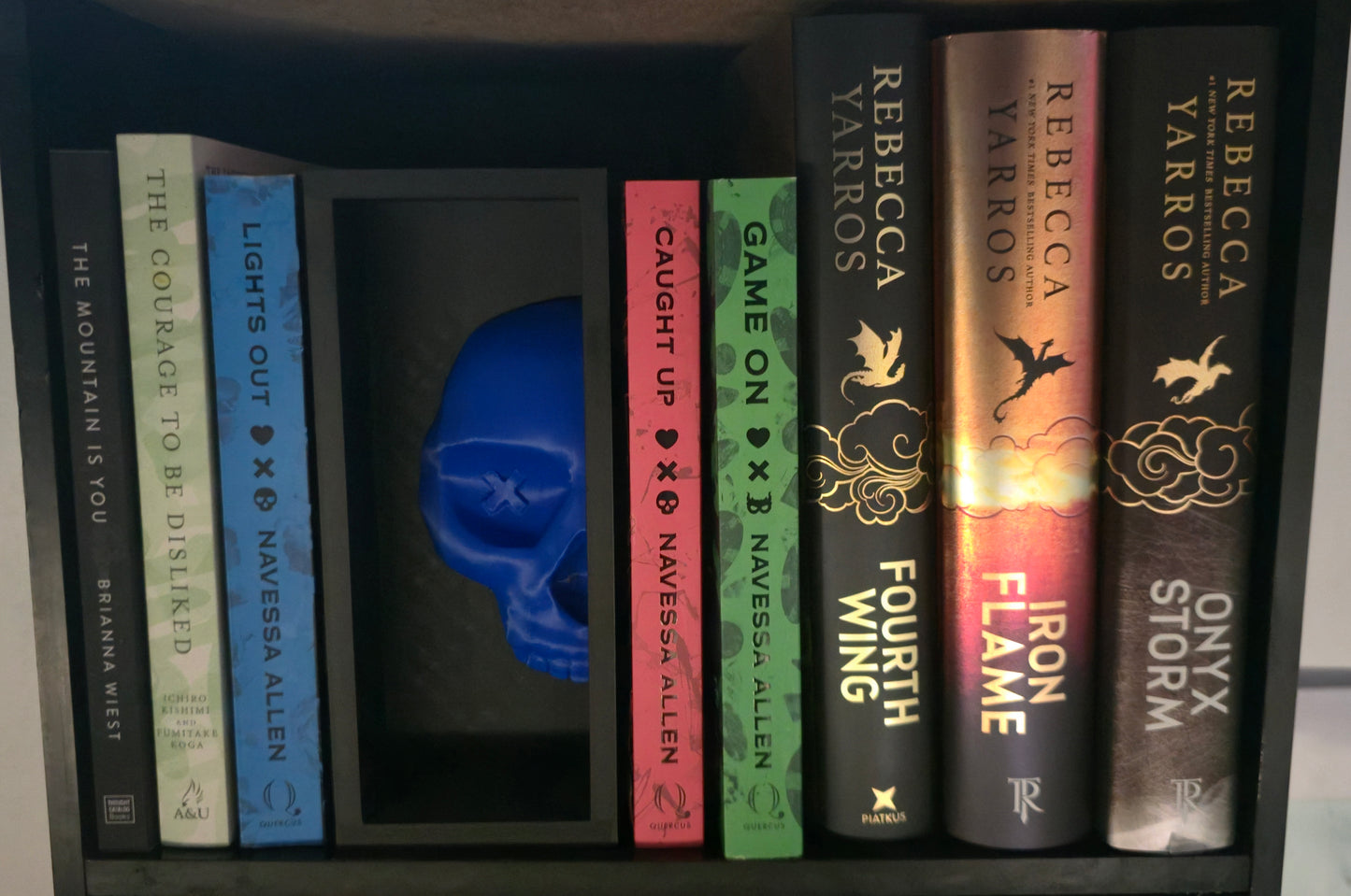 Lights out book filler Empire3D